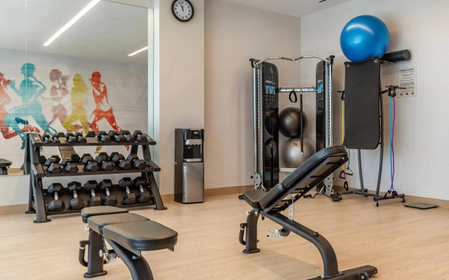Cambria Hotel Washington D.C. Navy Yard Riverfront
