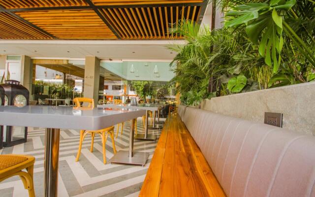 OZ Hotel