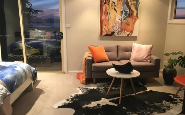 Tamar Sunset River Retreat