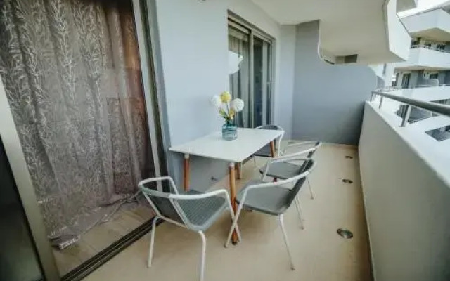 Ruby Red Apartment & Atlantic Blue Retreat