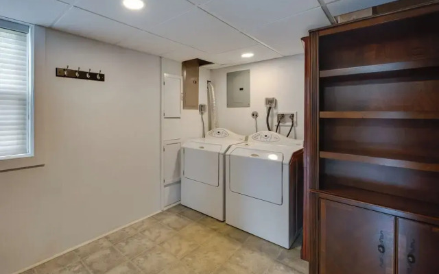 Mechanicsville Vacation Rental ~ 8 Mi to Richmond