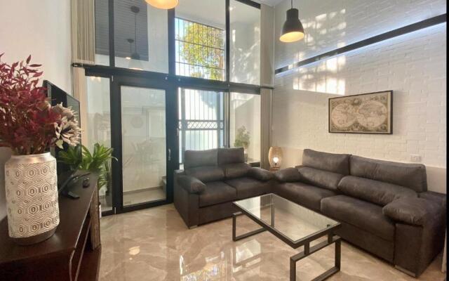 Tr3 aparcamiento incluido familias loft almirante