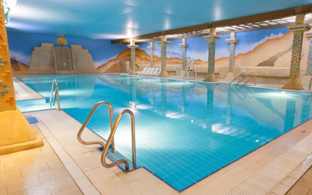TLH Toorak Hotel - TLH Leisure, Entertainment and Spa Resort
