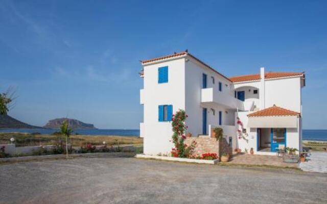 Aparthotel 3 Stars Monemvasia