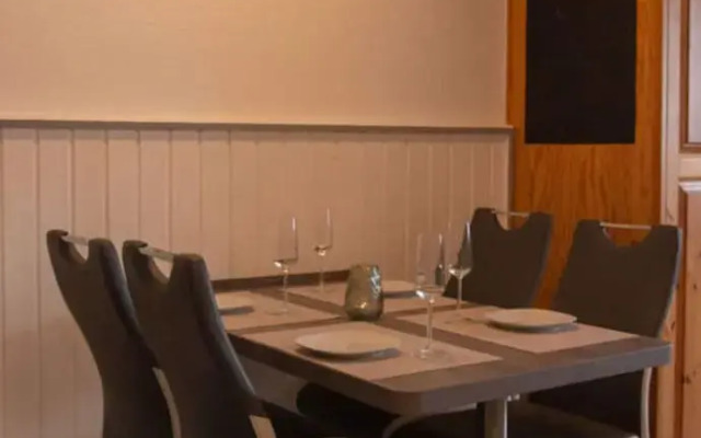 Red Sand Modern Retreat