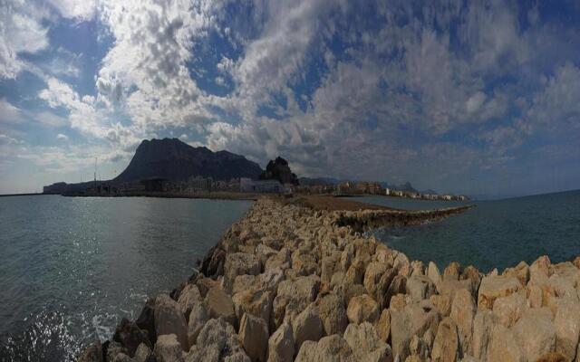 Playa Sol Denia Mediterranea
