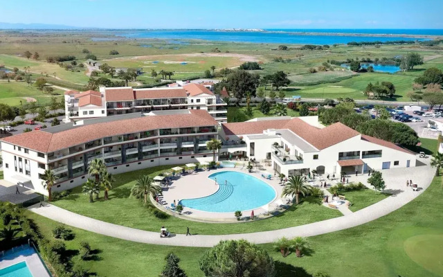 Apartment on Residence Horizon Golf in St. Cyprien