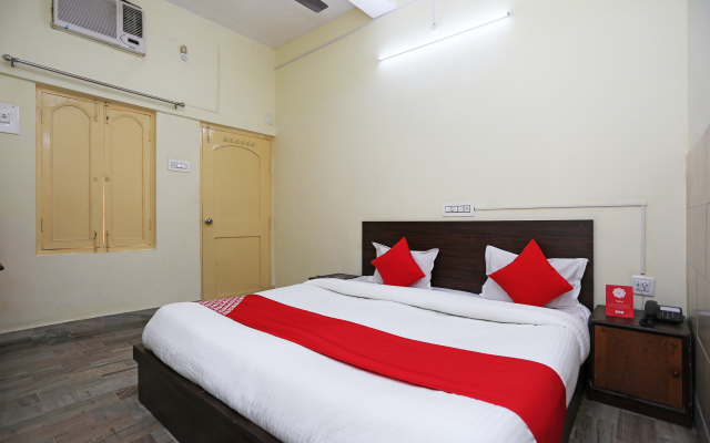 OYO 26808 Shree Ram Residency