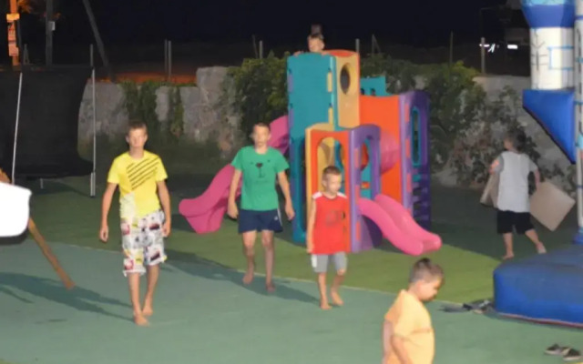 Oasis Hotel Kyparissia