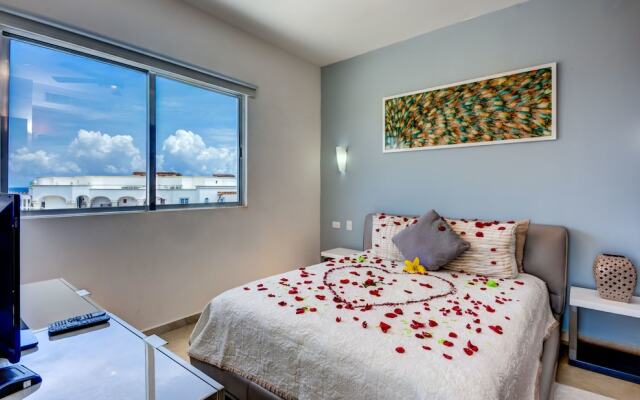 Penthouse Skyline 2BR 2BathR & Balconies