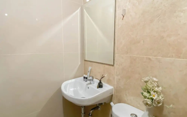 Nice Studio Room Apartment Transpark Cibubur