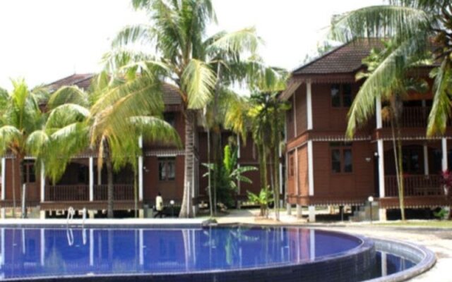 Green Village Pasir Salak Eco River Resort