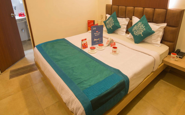 OYO 1524 Hotel Vaani Continental