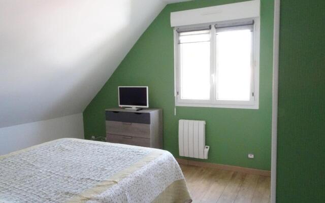 Semi-detached House, Brehal