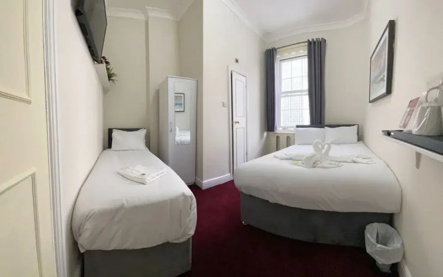 OYO Oban Victoria Hotel