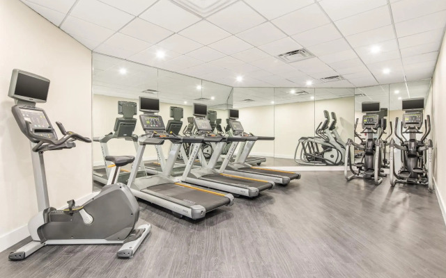 Crowne Plaza Orlando - Lake Buena Vista
