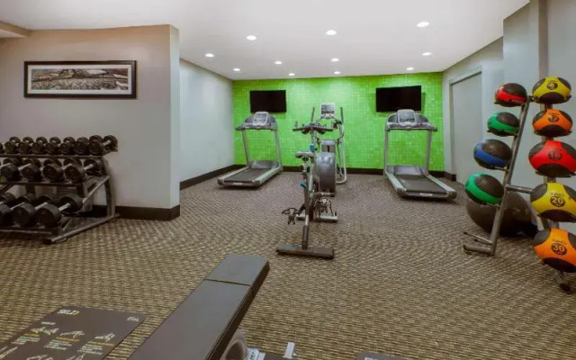 La Quinta Inn Detroit Utica