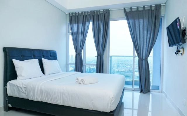 Simply Furnished Studio Apartment at Puri Mansion