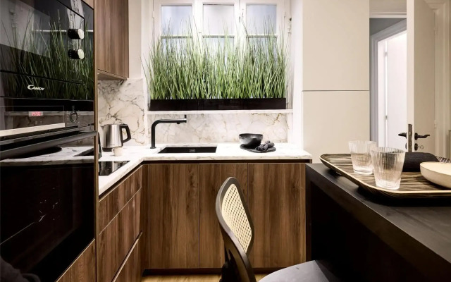 Momo Suites Acropolis by Aura Homes