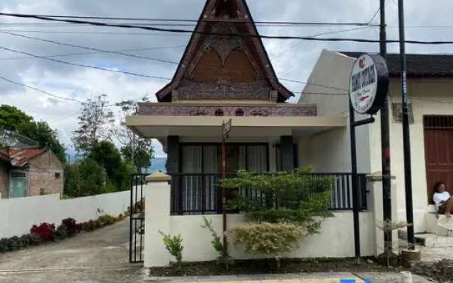 Ramot Cottages – Exterior – Tuk Tuk