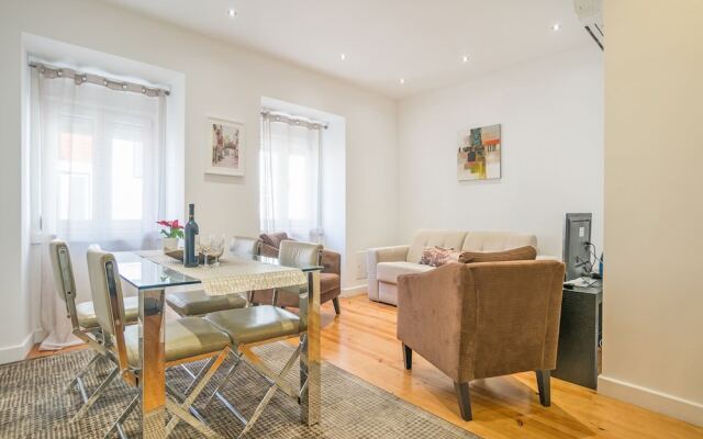 Principe Real Charming and Modern Apartment