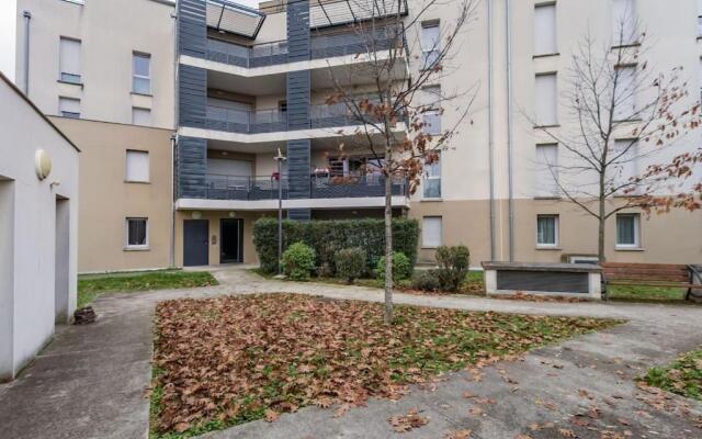 Grand T1 bis avec jardin exposé plein sud et salle de sport