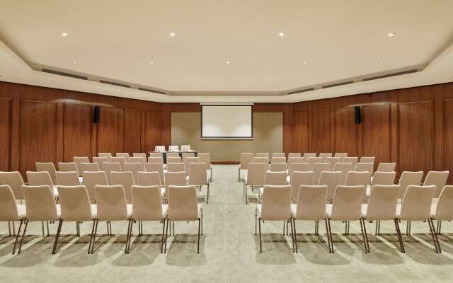 Párisi Udvar Hotel Budapest, part of Hyatt