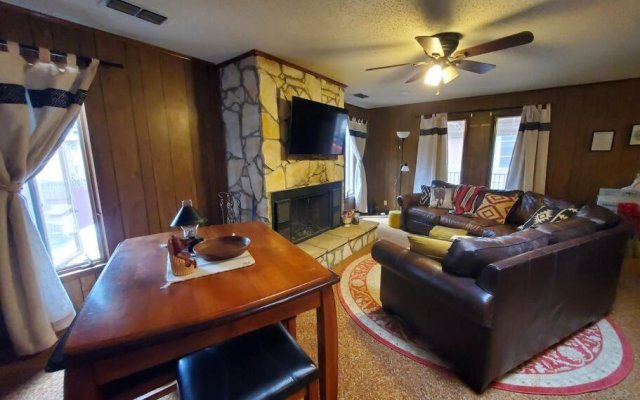 Cozy 3 Bedroom with Fireplace in Beautiful Ruidoso