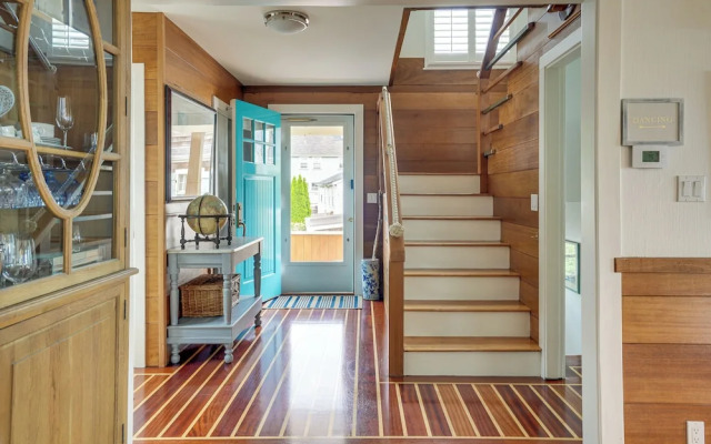 Waterfront Views: Historic Marblehead Home