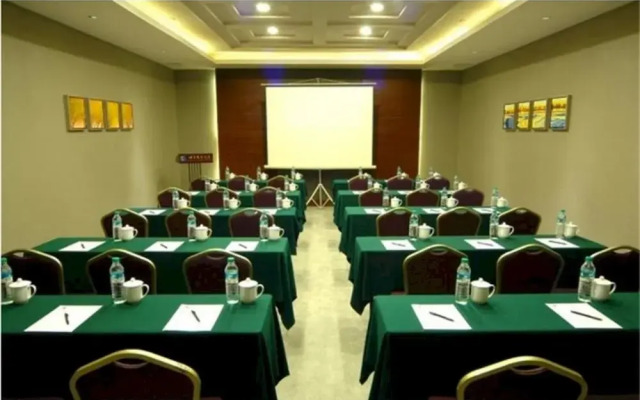 Nanchang Seven Star Commercial