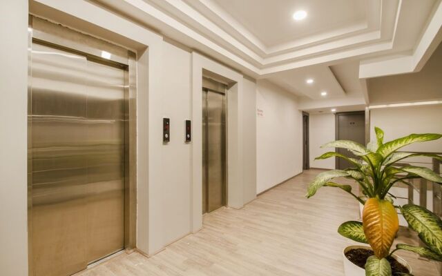Monday Hotels Hitec City