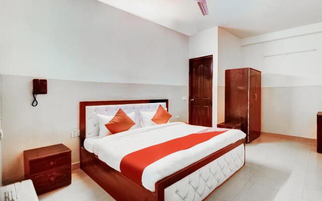 OYO 28461 Townhouse Royal Stay Inn