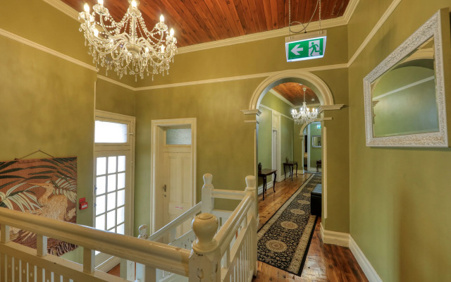 Commercial Travellers House