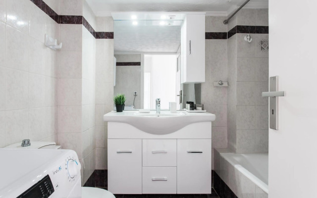 Splendid 3BR Apartment close to Olympic Stadium