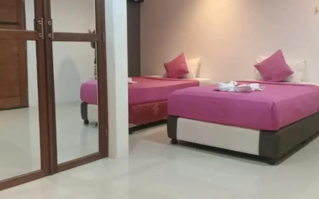 EXPRESS O 91581 Starla Spa & Home Stay – Guest Rooms – Gili Trawangan