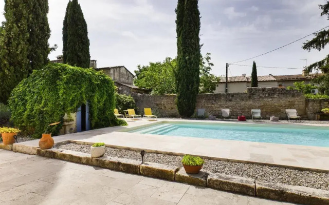 Maison Tarascon, 6 pièces, 8 personnes - FR-1-599-56