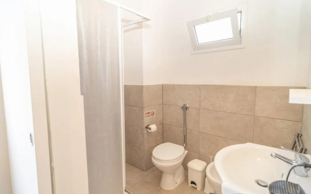 Villa Malamuri in Caucana-finaiti-casuzze-finaiti Nord
