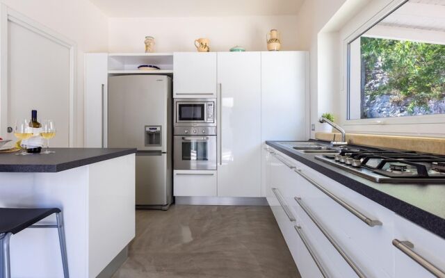 Villa Calypso 8 Emma Villas