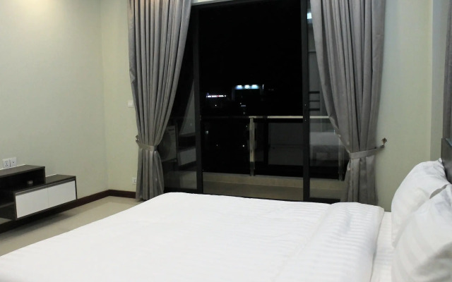 Malis the Residence & Hotel