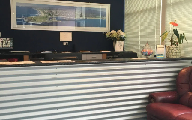 The Palms Motel (Formerly Flinders Motel)