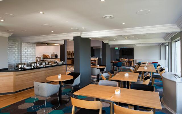 Holiday Inn Express Edinburgh City West, an IHG Hotel