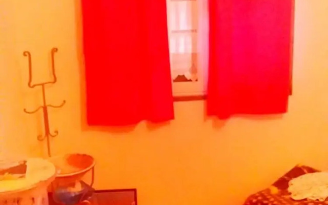 House With 2 Bedrooms in Vila Alva, With Enclosed Garden and Wifi - фото 4