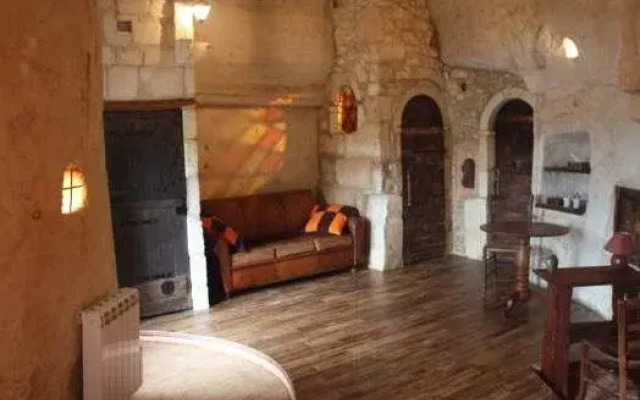 Les Chambres dHôtes Troglo du Rossignolet