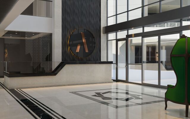 The Nowness Luxury Hotel & Spa (Adults Only 16+)