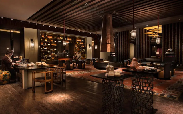 Shangri-La Resort, Shangri-La