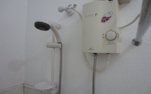 Hotel Morning Side Hills Rooms for Rent