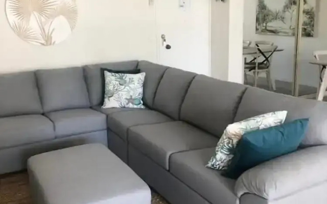 Oceania Beachside Holiday Apartments