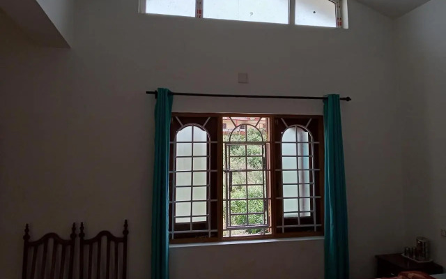 Ooty White House