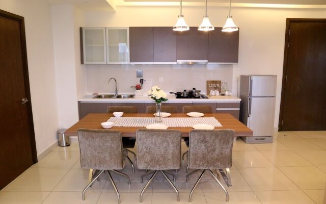 Panda Residences at Regalia