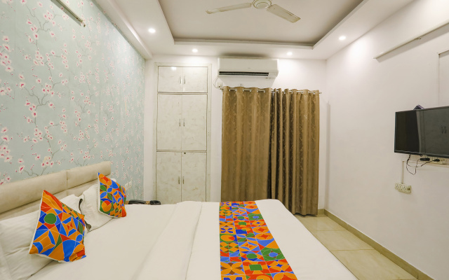 FabHotel Comfirt Inn